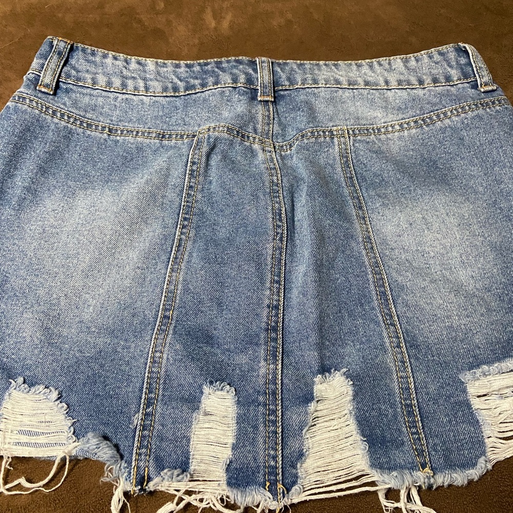 Litz Distressed Denim Mini Skirt size medium - Picture 8 of 8